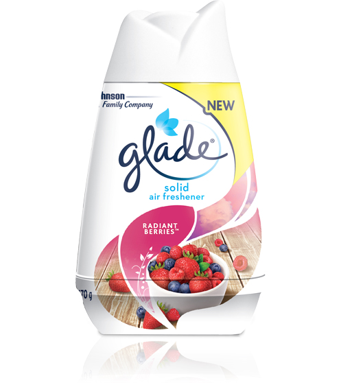 https://www2.glade.com/~/media/glade/products/product-shots/radiant-berries-solid-air-freshener.jpg?la=en-ca